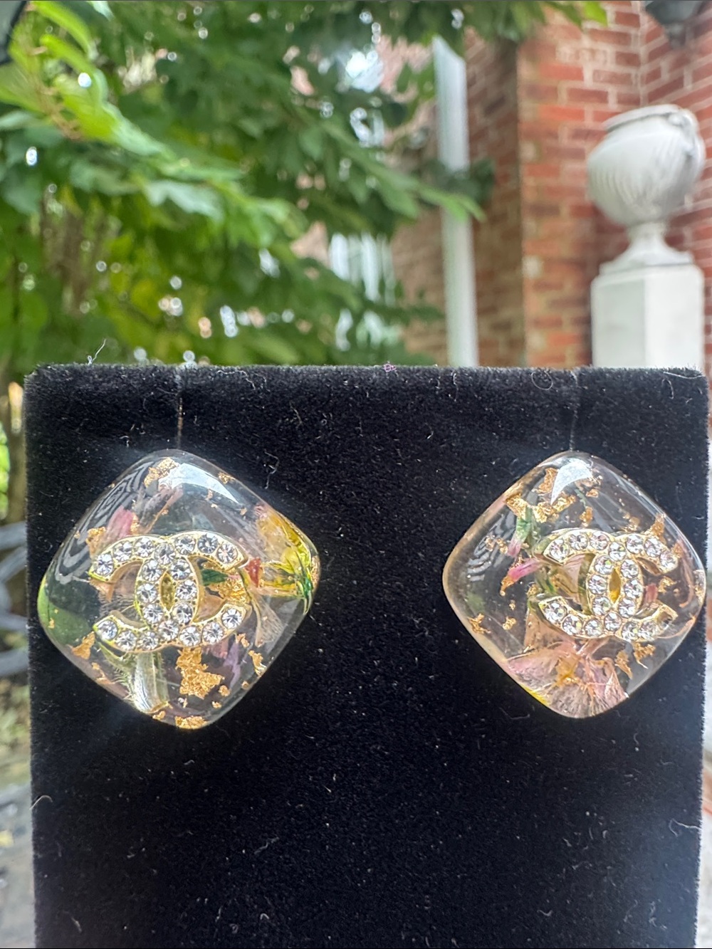 Earrings Gold-Tone Crystal Logo Resin Stud Earrings - Multicolor